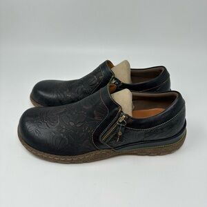 Spring Step L'Artiste Jasmit Side Zip Tooled Leather Black Women's 41